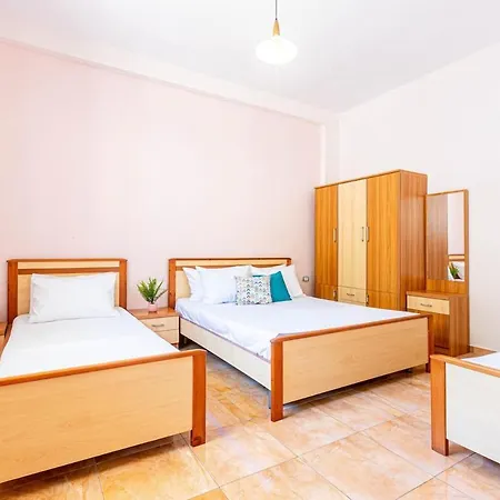 Apartman Radhima Res 7 - One Bedroom W Kitchen Vlora